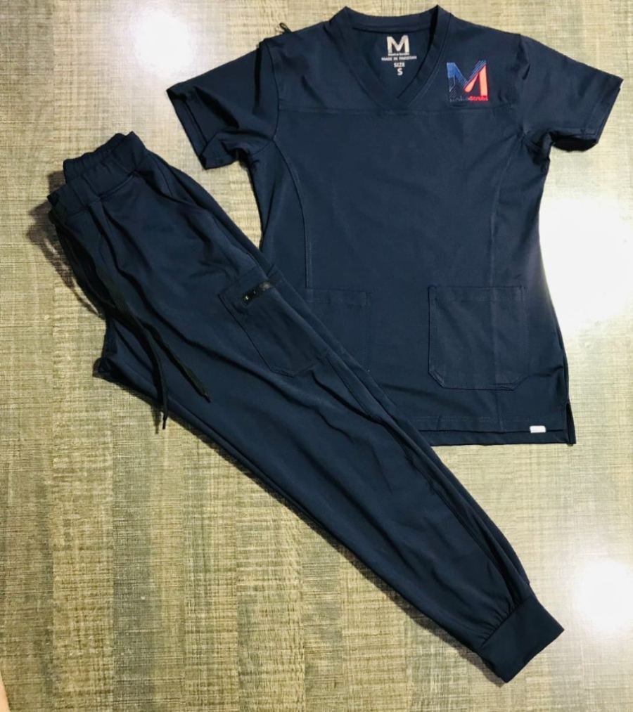 Women's Navy Jogger Scrub Suit in Navy — Premium FIONx stretch fabric private label scrubs